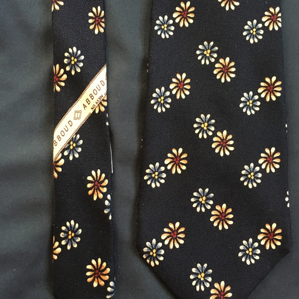 Joseph Abboud tie.